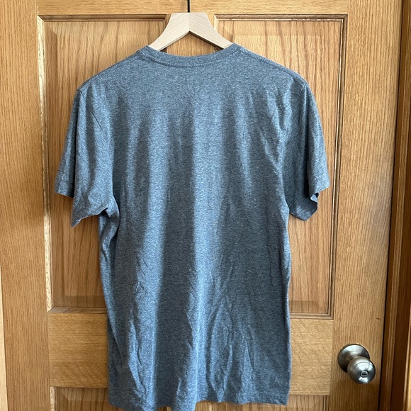 Milwaukee Bucks Medium Sportiqe t-shirt eastern conference champs 2021 size M - Picture 4 of 7